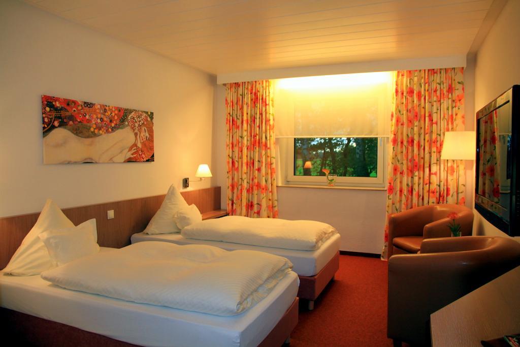 Hotel Am Springhorstsee Großburgwedel Quarto foto